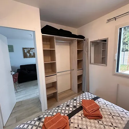 Maison 'home Bien-etre' 30m2 Avec Terrasse Et Jardin شقة