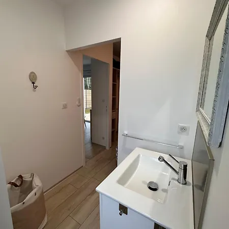 Apartment Maison 'home Bien-etre' 30m2 Avec Terrasse Et Jardin *
