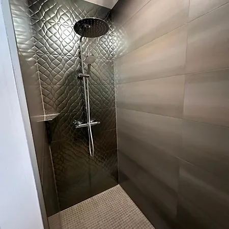 Maison 'home Bien-etre' 30m2 Avec Terrasse Et Jardin