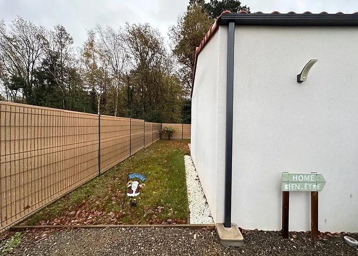 Maison 'home Bien-etre' 30m2 Avec Terrasse Et Jardin * Challans