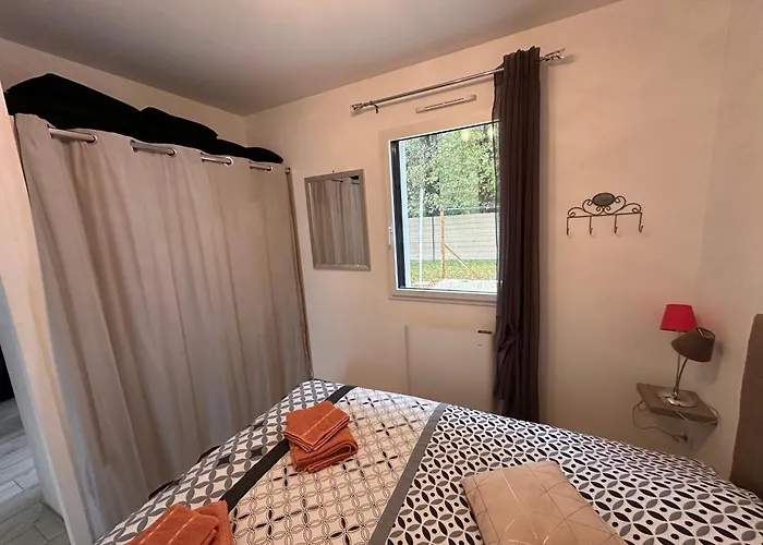 Lägenhet Maison 'home Bien-etre' 30m2 Avec Terrasse Et Jardin